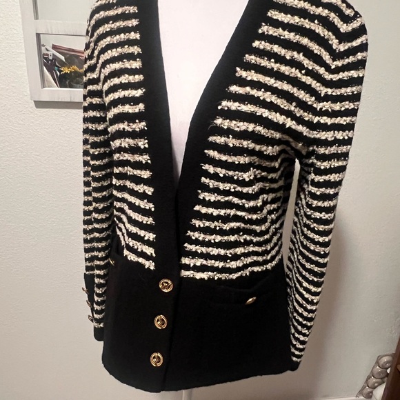 Cardigan - Picture 3 of 4